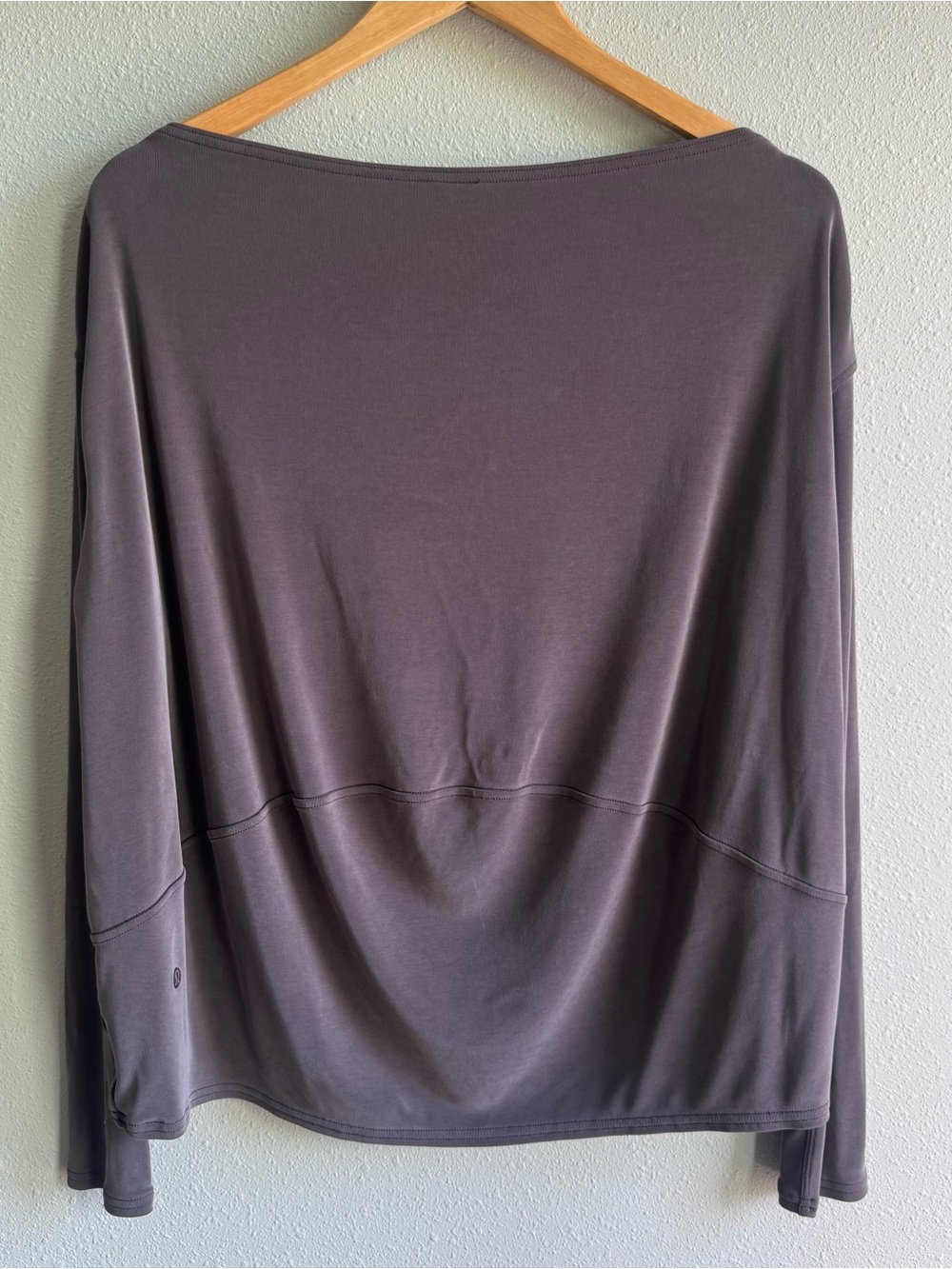 Lululemon Softsreme Drapey off the Shoulder Boatneck long sleeve Small - Picture 3 of 10